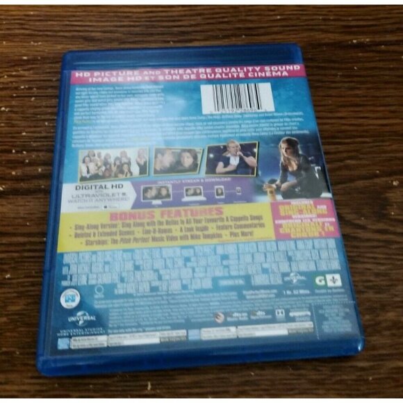 Pitch Perfect (Blu-ray Disc, 2015, Canadian) - Picture 3 of 3